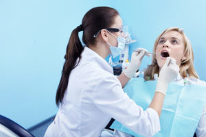 Можно ли удалять зубы в период беременности?