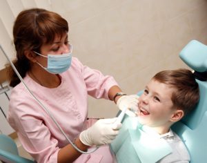 Как правильно выбрать детского стоматолога?