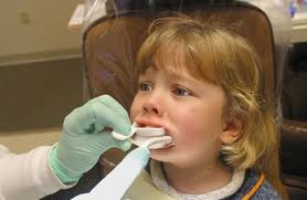 Протезирование молочных зубов. Возможно ли?
