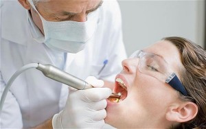 Какое протезирование зубов лучше?